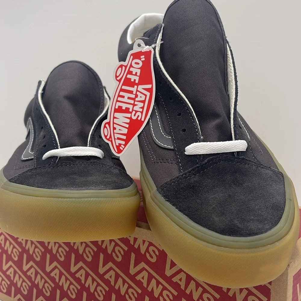 Vans Men’s Style 36 Gum Asphalt
VN0A54F6107 Sneakers - Picture 5 of 16